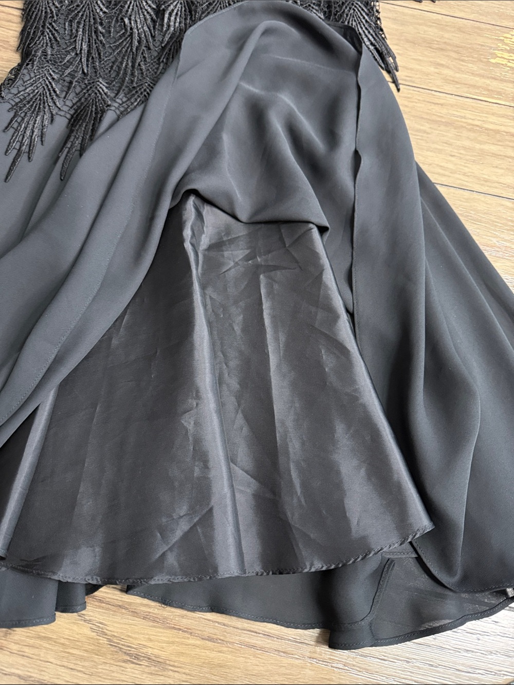 Vintage Tiered Embroidered Feather Leaf
A-line Fit&Flare Whimsical Goth Dress - Picture 10 of 13